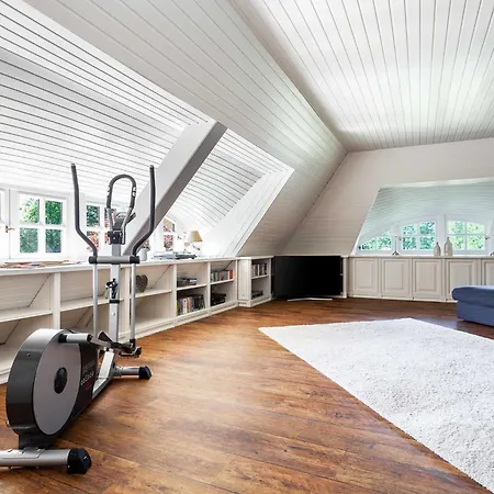 Reetselig Mit Pool Sauna Dom wakacyjny