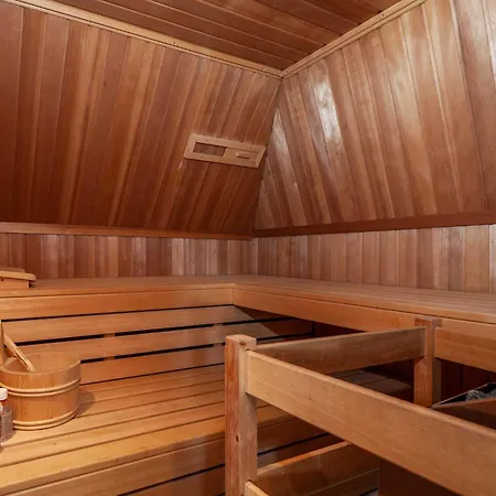 Holiday home Reetselig Mit Pool Sauna
