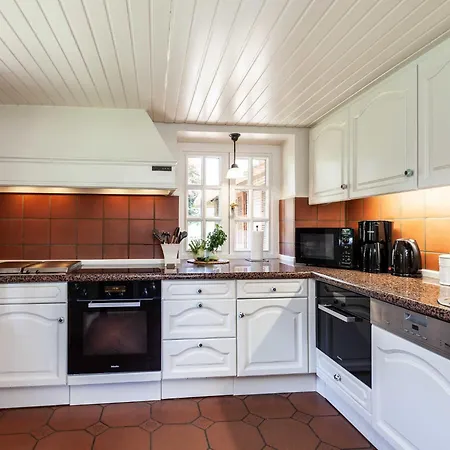 Holiday home Reetselig Mit Pool Sauna