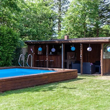 بيت للعطل Reetselig Mit Pool Sauna